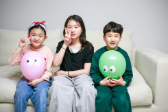 26. 4. 작은아빠 이사기념 집에서 누나들…